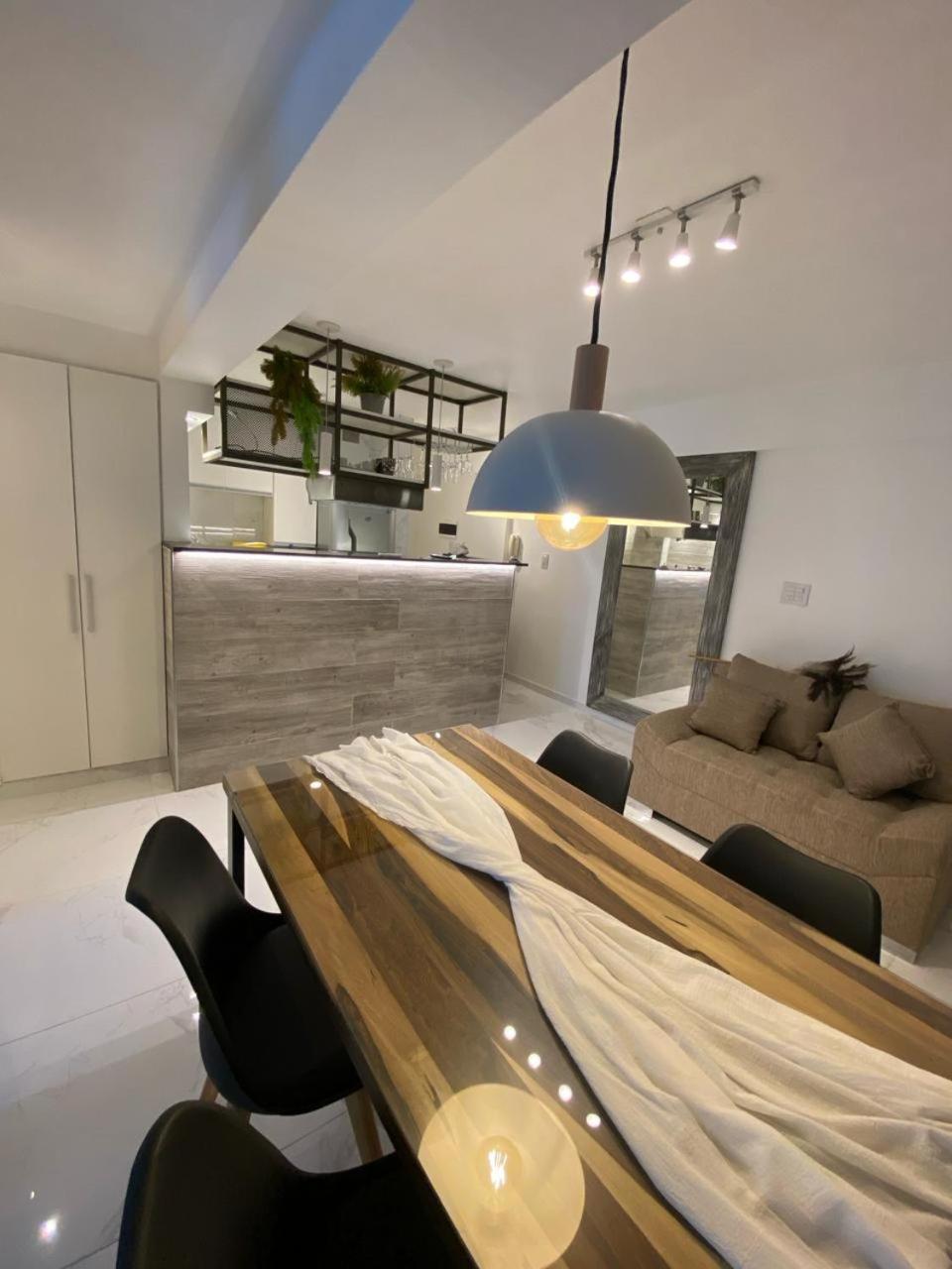 Departamento Centrico Con Cochera - Cordoba Argentina- エクステリア 写真